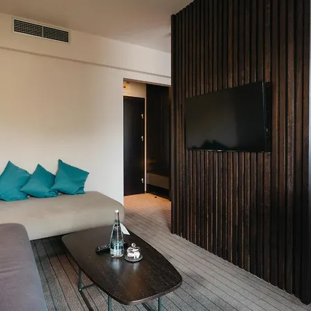 Lanterna 4*